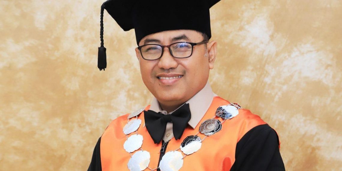 Dilantik Rabu Lusa, Prof Khoirul Anwar Gantikan Nadhirotul Laily Jadi Rektor UMG