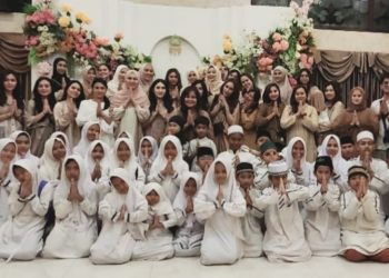 Komunitas Muda Mudi Surabaya, Buka Bersama Anak Yatim Piatu dan Berbagi Bingkisan Lebaran