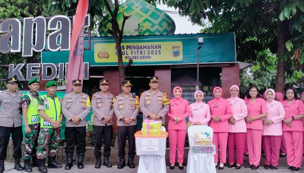 Kapolres Kediri Cek Kesiapan Pos dan Personil Gabungan Sebelum Hadapi Libur Lebaran 1446 H