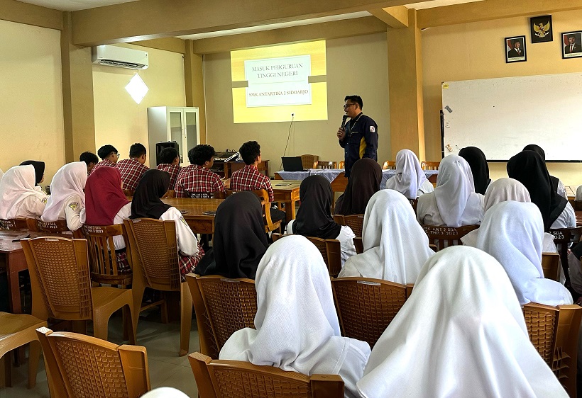 Berkat Kerja Tim, 89 Siswa SMK Antartika 2 Sidoarjo Diterima PTN Jalur SNBP 2025