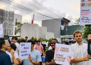 Kreasi Takjil Bersama Mahasiswa Asing