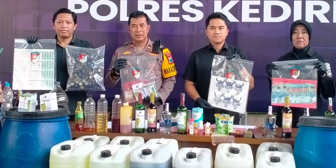 Polres Kediri Ungkap Penjualan Miras Ilegal