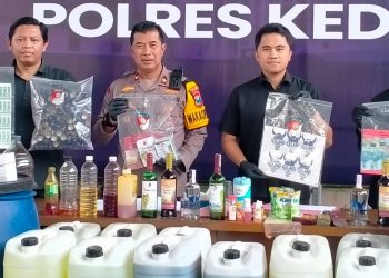 Polres Kediri Ungkap Penjualan Miras Ilegal