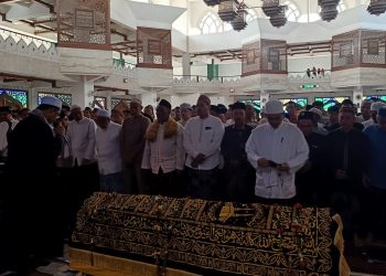 KH Mansoer Shodiq Mininggal, Wariskan Kesederhanaan dan Kedisiplinan kepada Penerusnya di MUI Gresik