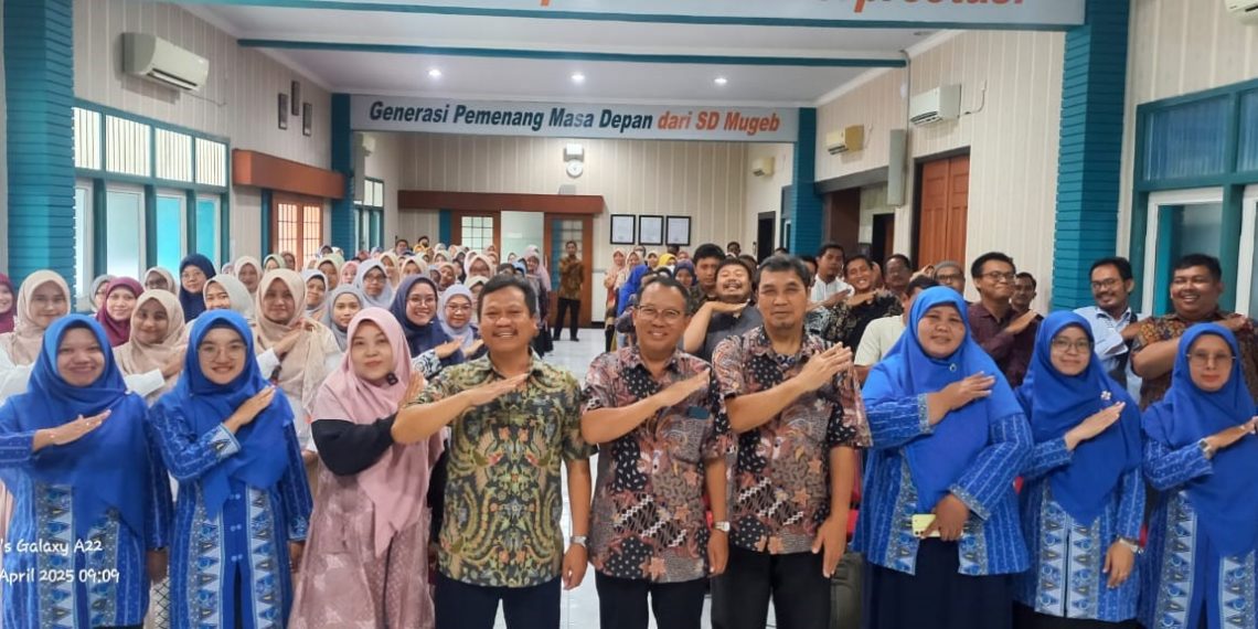 Majelis Dikdasmen PNF PDM Gresik Gembleng Guru Pembina Olimpiade MIPA lewat ToT