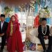 Pria Kembar di Jombang Nikah Bareng dalam Nuansa Jawa