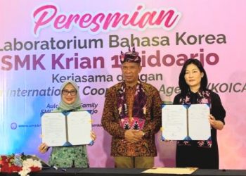 Kerja Sama Dengan KOICA, SMK Krian 1 Sidoarjo Resmikan Lab Bahasa Korea