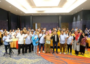 PWI Sidoarjo dan Komisi A DPRD Jatim Ajak Guru SMA/SMK/MA Perkuat Literasi Digital