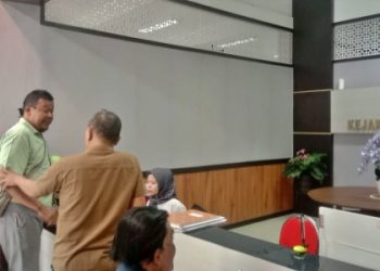 Belum Ada Kejelasan Hukum Dugaan Korupsi Proyek Taman Bahu Jalan di Area GDS, LSM Gerah Kembali Datangi Kejari Sidoarjo