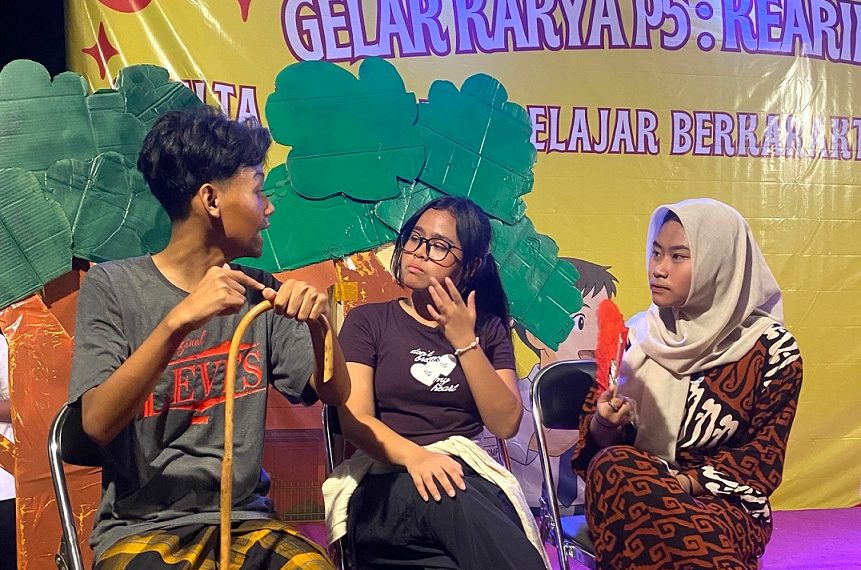 Angkat Kearifan Lokal, SMP Widya Wiyata Pentaskan Drama Karya Siswa