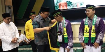 Lepas 147 Jamaah Calon Haji KBIHU Nurul Jannah, Inilah Pesan Plt Bupati Gresik Asluchul Alif