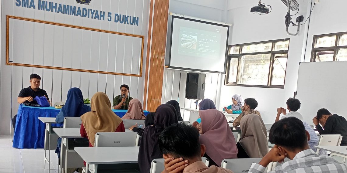 Belajar Hidroponik, Smala Dukun Hadirkan Founder Bangga Petani Muda