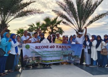 Alumni Ushuluddin IAIN Gelar Reuni ke-40 di Utama Raya Beach