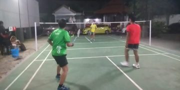 Bikin Gobyos, Badminton di Rumdin Wabup Gresik Asluchul Alif