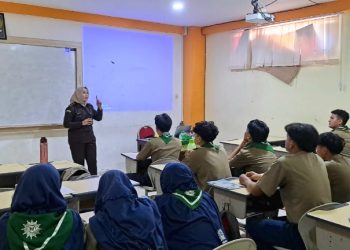 Hardiknas SMA Muhammadiyah 1 Taman Hadirkan Orang Tua Mengajar