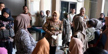 Wakil Bupati Mimik Temui 19 PKL Jalani Sidang Tipiring