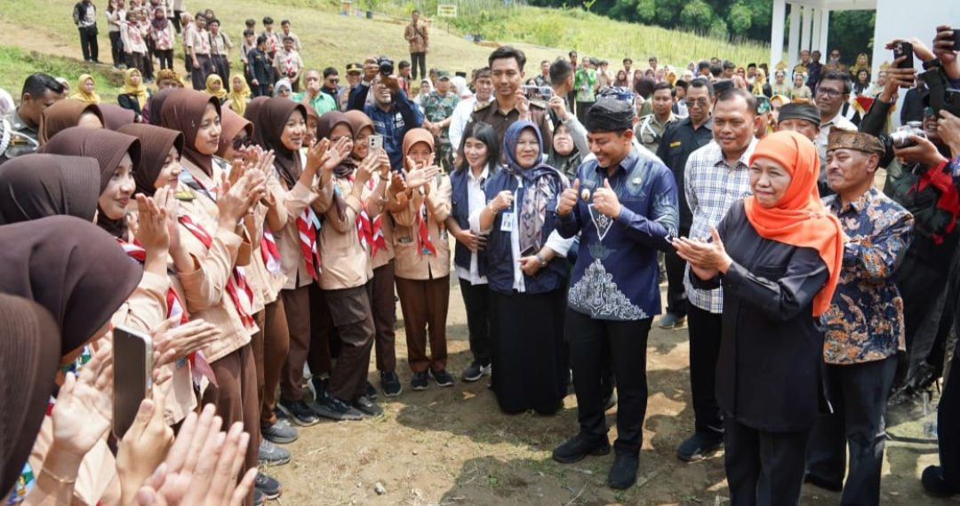 SMKN Sukapura Dibuka, Khofifah Siapkan SDM Bromo Siap Kerja Sambut Turis Mancanegara