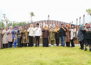 Khofifah Kunjungi IKN, Tanam Pohon Maja Simbol Optimisme Gerbang Baru Nusantara