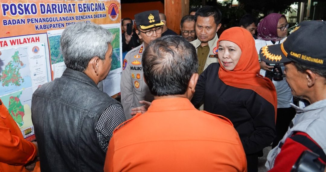 Korban Longsor Lega, Khofifah Sigap Bangunkan Rumah Warga Terdampak Bencana