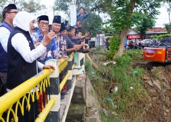 Langkah Cepat Khofifah di Pamekasan Bawa Solusi Tepat Tangani Banjir