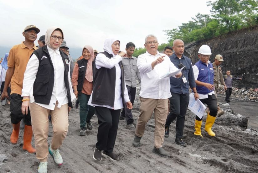 Approval Rating Tinggi, Khofifah Bawa Jatim Jadi Provinsi Terbaik di Pulau Jawa