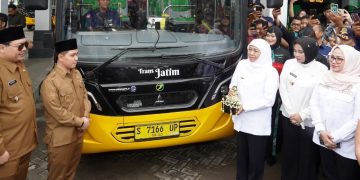 Khofifah Tambah Rute TransJatim, Bupati Mojokerta: Transportasi Makin Mudah Dijangkau Masyarakat