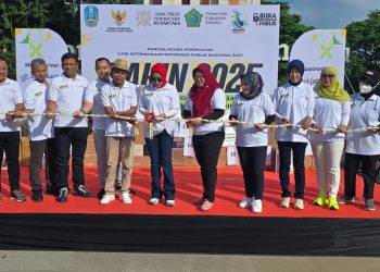 Peringati HAKIN 2025, Pemkab Sidoarjo Berkomitmen Selenggarakan Pemerintahan yang Transparan dan Keterbukaan Informasi 