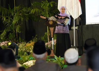 Semangat Pelayanan Khofifah Menular, Nakes Jatim Makin Menyala Tingkatkan Mutu Kesehatan