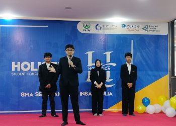 Siswa SMA SAIM Raih Penghargaan Zurich Entrepreneurship Program