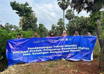 Tim Inovasi dan Hilirisasi Umsida Turun Bantu Penguatan Pemasaran Digital Petani Lontar