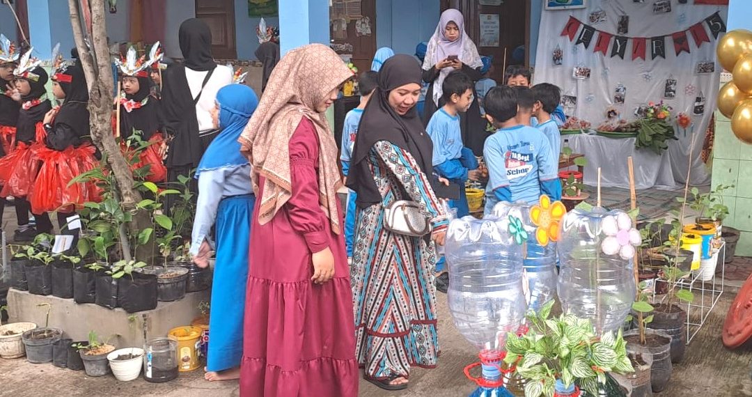 Siswa SD Khazanah Ilmu Sidoarjo Dicetak Bisa Jadi Generasi Peduli Lingkungan