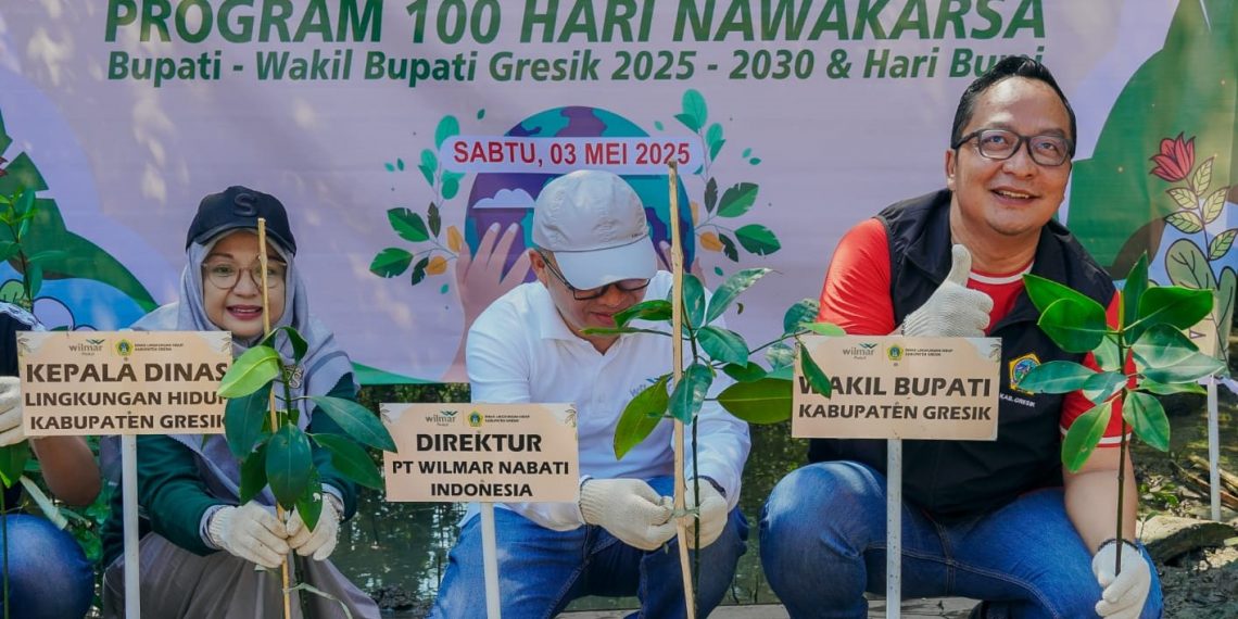 Gandeng Wilmar, Pemkab Gresik Hijaukan Kawasan Mangrove Karangkiring