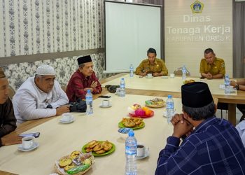 Jamin Hak Beribadah bagi Pekerja, MUI Jajaki Kerja Sama dengan Disnaker Gresik