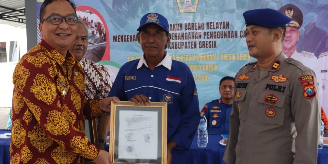 Tekan Penggunaan Alat Tangkap Cantrang, Pemkab Gresik Gelar Rembuk Akur Bareng Nelayan