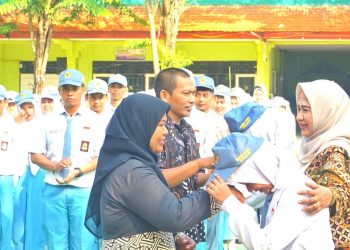 Siswa SMA Negeri 1 Tarik Dilepas Penuh Haru, Tetap Percaya Diri Menuju Masa Depan