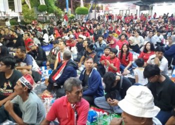 Ratusan Keluarga Hebat Nonton Bareng BKKBN Jatim, Keseruan Timnas Indonesia 1-0 Atas China