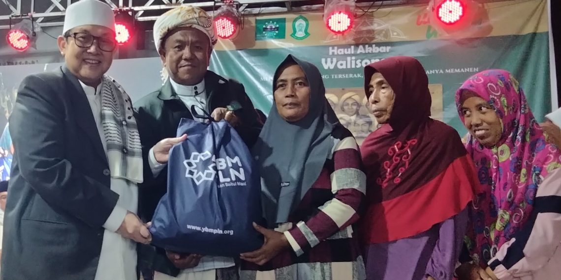 Peduli Masyarakat, Yayasan Baitul Mall PLN Bantu 100 Kaum Dhuafa