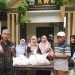 Di-Support Emak-emak, KWG Sembelih Hewan Kurban dan Bagikan Daging ke Warga