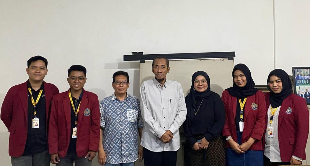 Padukan Teori dan Praktik, Mahasiswa FH UMM Magang di Kantor Advokat Haris Fajar K, SH & Associates