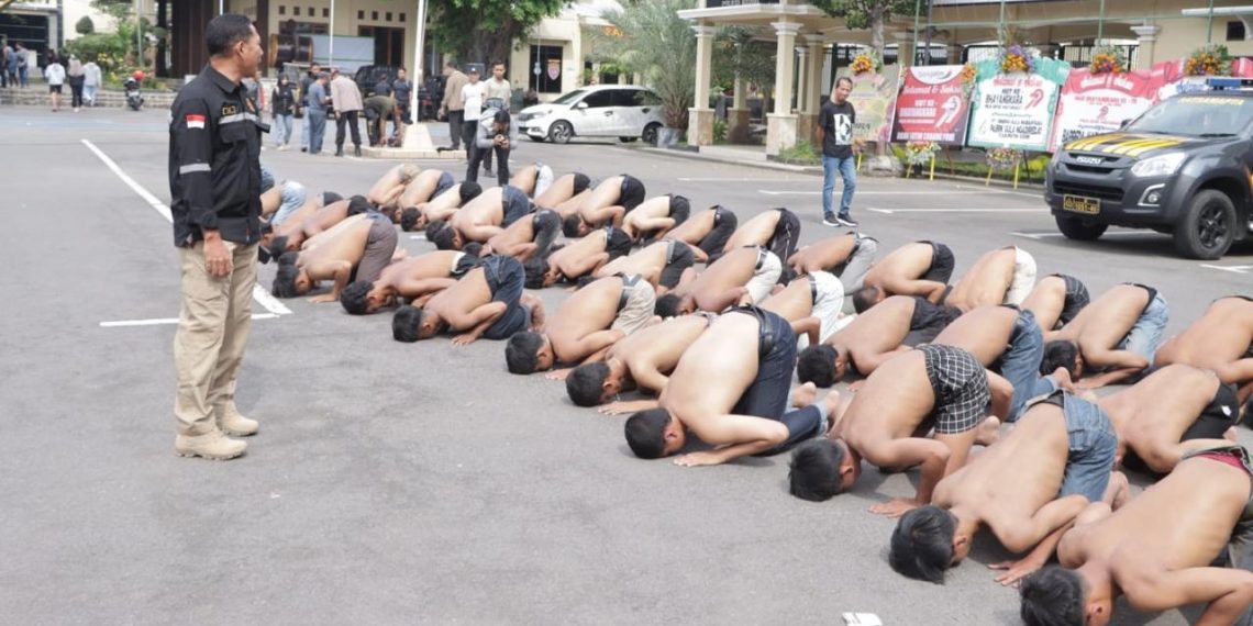 Diduga Hendak Bikin Kericuhan di Pengesahan Warga PSHT, Ratusan Pemuda Diamankan Polisi