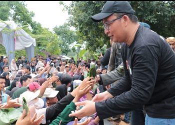 Peringati HPN, Plt Bupati Gresik Apresiasi Festival Nasi Krawu dan Dorong Promosi Kuliner Lokal