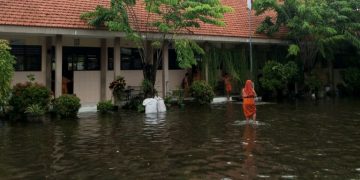 SDN Kedungbanteng Terendam, Butuh Solusi dari Pemerintah