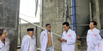 Anggota Fraksi PAN DPR RI, Ajak Anak Muda Garap Ternak Unggas Modern di Peternakan Blitar
