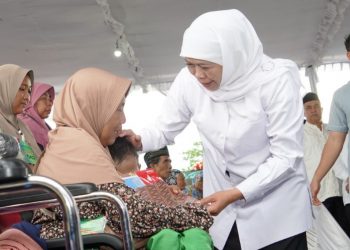 Ekonomi Stabil & Minim PHK, Publik Puas pada Kepemimpinan Khofifah di Jatim