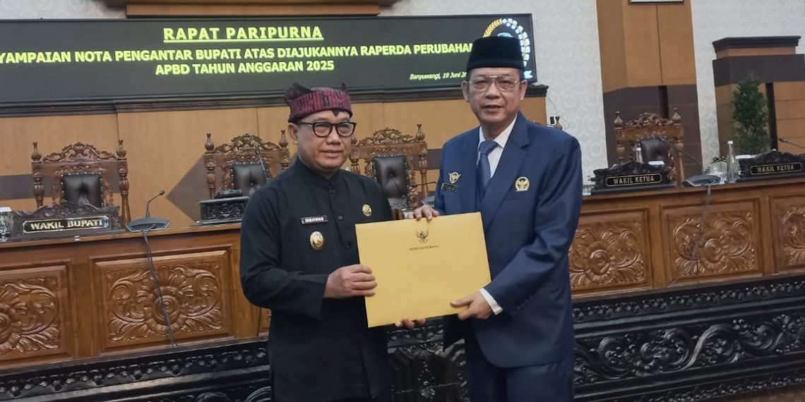 Rapat Paripurna Penyampaian Nota Keuangan Perubahan APBD Tahun 2025 Berlangsung Lancar