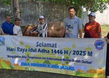 SMA Negeri 3 Sidoarjo Sebelih Hewan Kurban, 4 Ekor Sapi dan 3 Ekor Kambing
