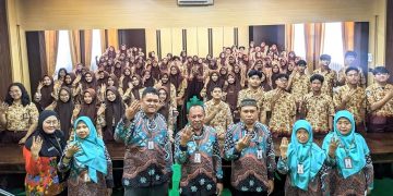 Kepala SMA Negeri 4 Sidoarjo Beri Apresiasi 164 Siswanya Diterima PTN 2025