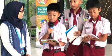 Siswa SD Al Falah Darussalam 2 Sidoarjo Diajari Menulis Kreatif dan Inovatif