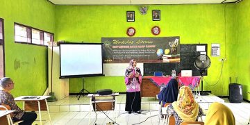 GTK SMP Negeri Satu Atap Jabon Ditingkatkan Kemampuan Literasinya