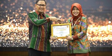 “Tefa Sejoli Booster” SMKN 2 Buduran Raih Prestasi sangat Inovatif di Ajang IGA 2025